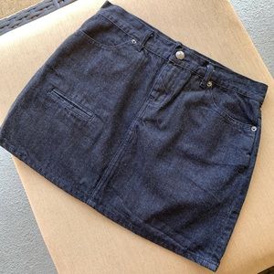 HABITUAL denim mini skirt dark wash 28